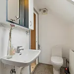 2 Bedroom Awesome In