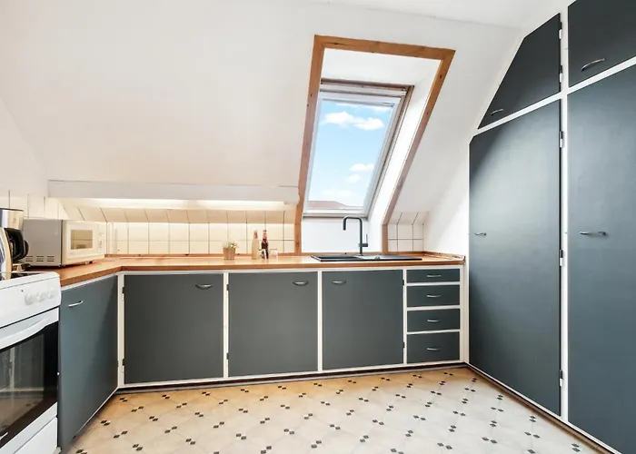 2 Bedroom Awesome In *